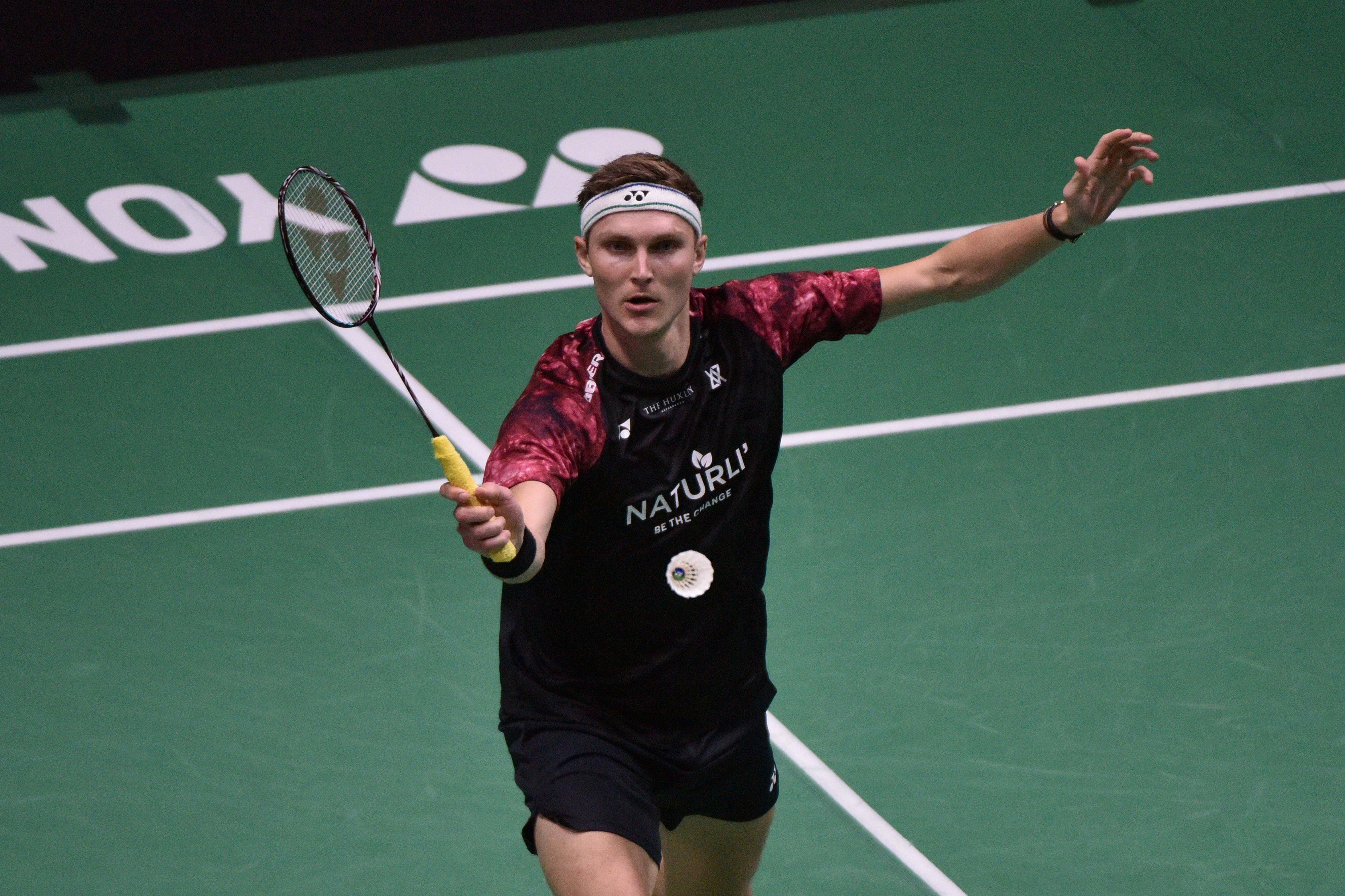 包含马来西亚羽毛球队险胜法国羽毛球队，安赛龙惊艳世界的词条