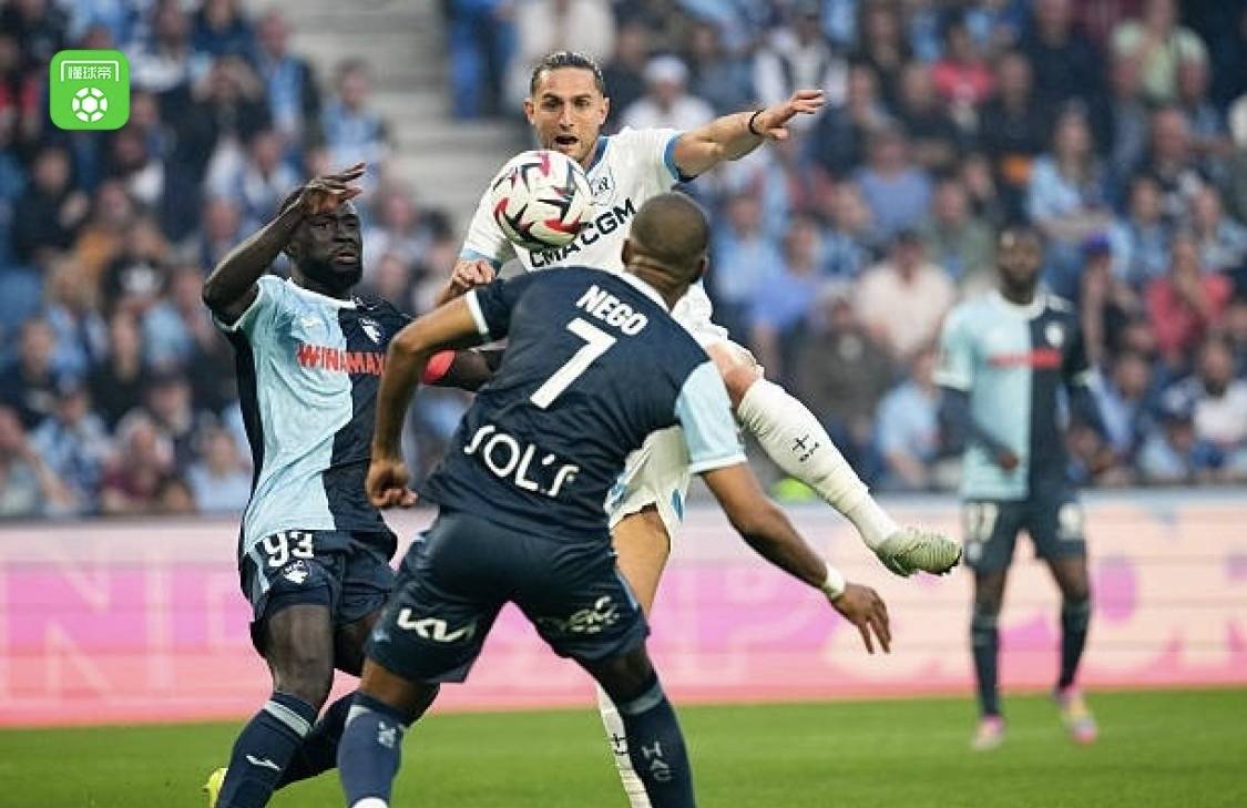 关于巴黎碾压里昂,卡塞米罗统治全场的信息 关于巴黎碾压里昂,卡塞米罗统治全场的信息