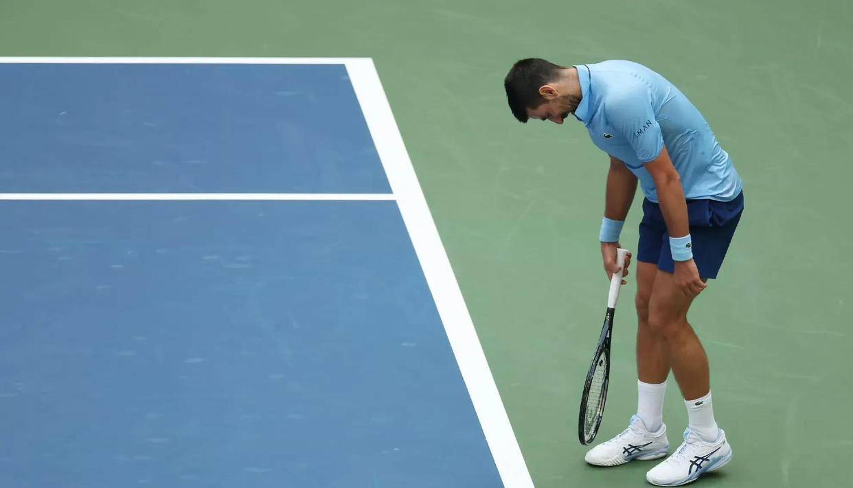 包含澳大利亚网球队鏖战日本网球队，费德勒爆发神勇的词条