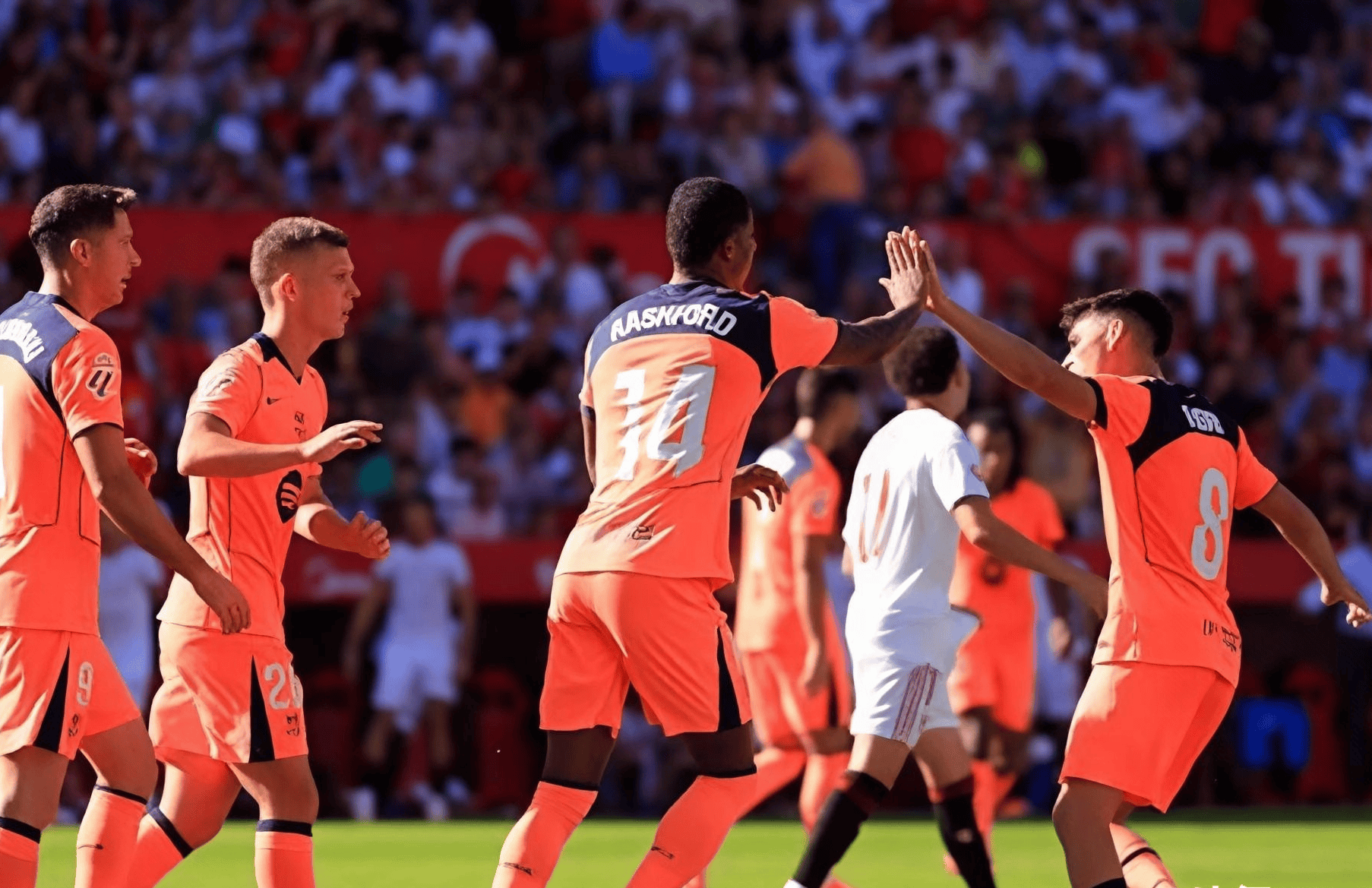 开云体育登录-塞维利亚碾压巴萨，卡拉斯科点燃赛场的简单介绍